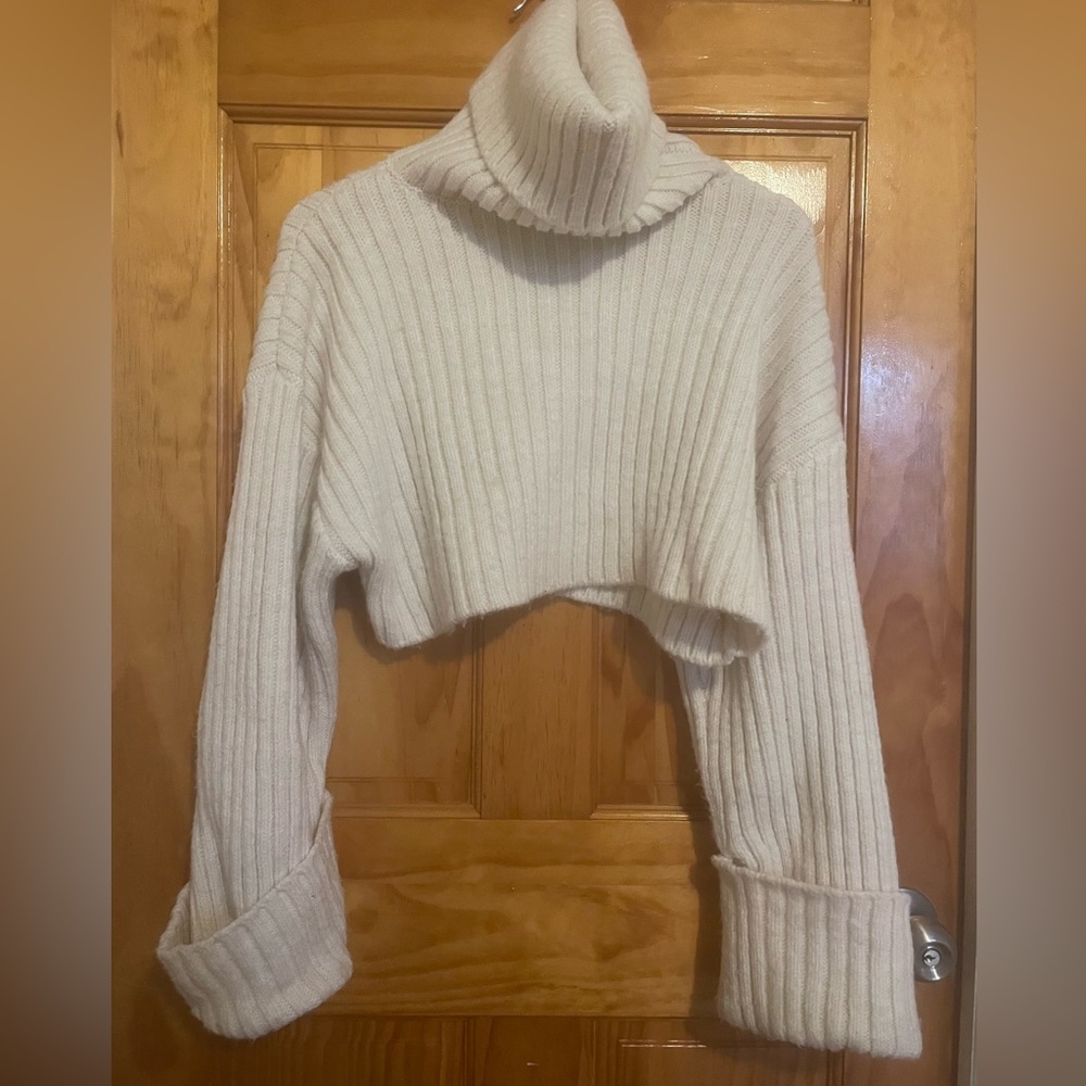 Zara Cropped